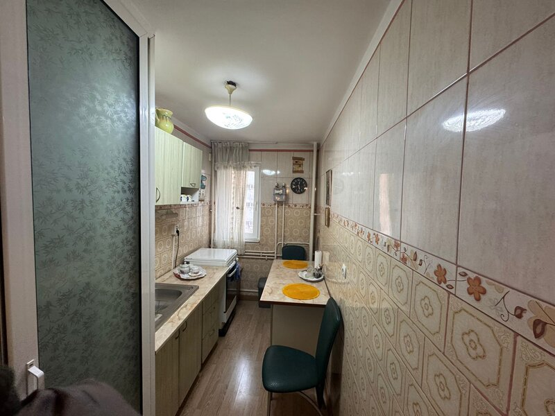 Drumul Taberei, Auchan,